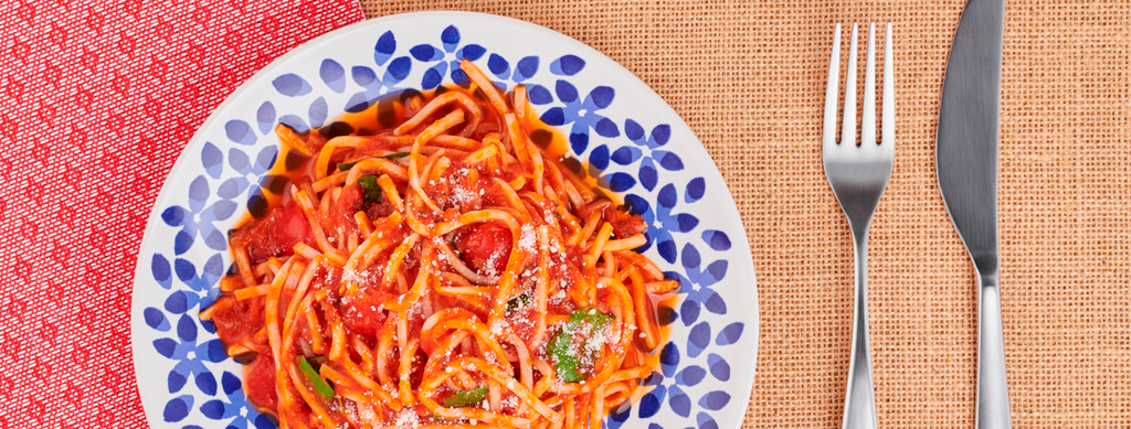 Spalmghetti with red sauce